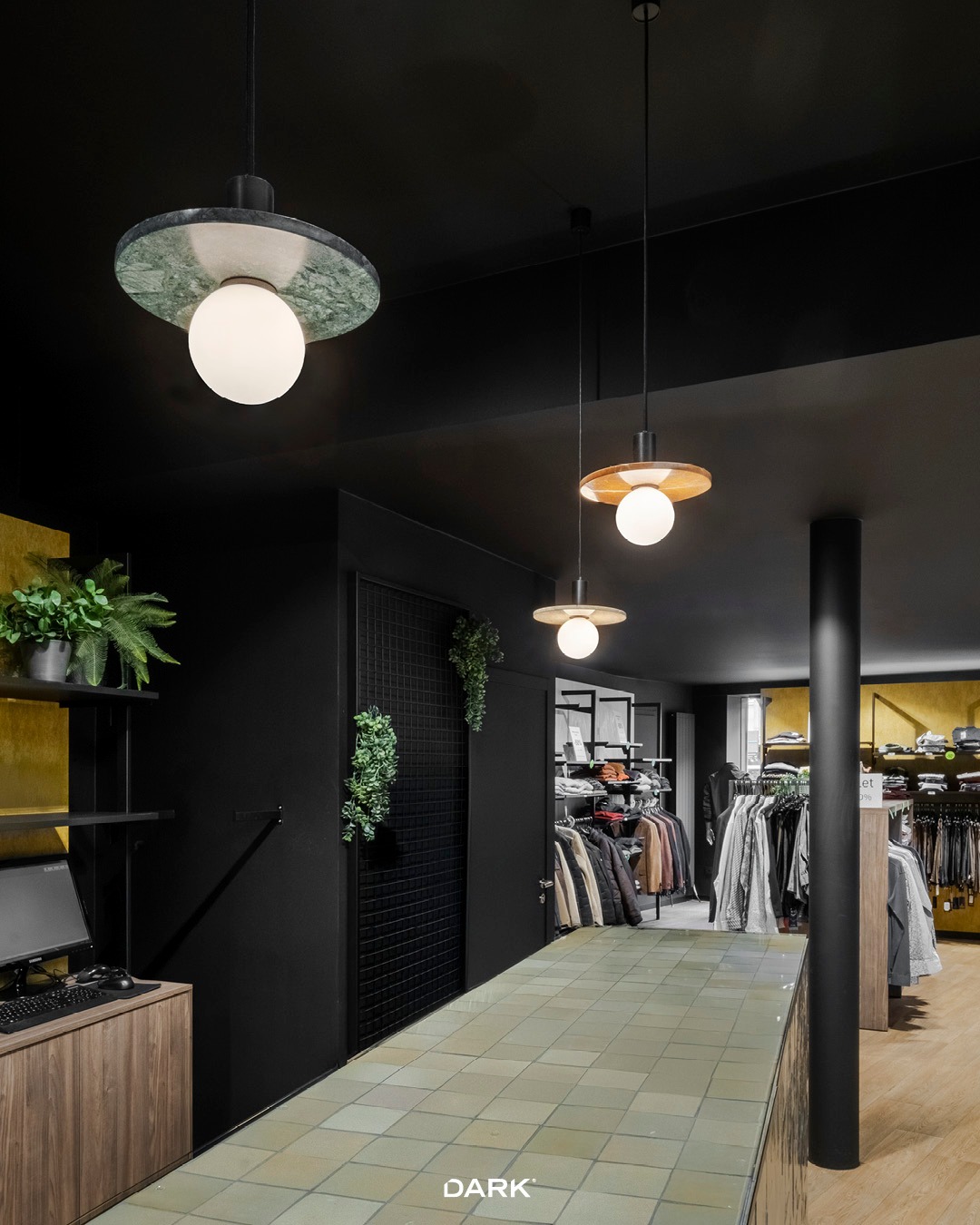 ELPEE G9, tailored to your style.
Three materials. One refined statement.
Choose from marble, glass, or acoustic material disks — each one bringing its own character, each one keeping the same timeless elegance.
Whatever option you choose, always classy.

#ELPEE #LightingDesign #InteriorDesign #TimelessDesign #DesignDetails #darkbe #darklighting #interiordesign #design #designverlichting #ikkoopbelgisch #belgischmerk #belgiandesign #interieurdesign #interiordesign #productdesign #designlighting #lighting #verlichting #wealllovethedark