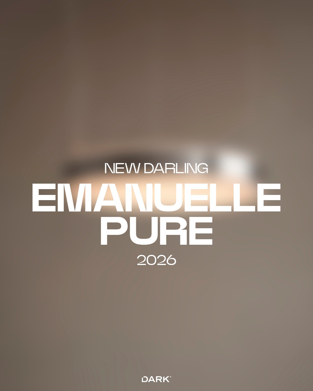 ⚡️New Darling: EMANUELLE PURE
Pure shape. Soft presence. Effortless elegance.
Meet EMANUELLE PURE, a refined extension of our Emanuelle Range — designed to bring calm, balance and atmosphere into every space.
Available in 3 dimensions: 40, 60 and 80 cm.
A new favourite for interiors that speak softly, but leave a lasting impression.

#EmanuellePure #NewDarling #LightingDesign #InteriorLighting #DesignLighting #HospitalityDesign #InteriorInspiration #PendantLighting #darkbe #darklighting #interiordesign #design #designverlichting #ikkoopbelgisch #belgischmerk #belgiandesign #interieurdesign #interiordesign #productdesign #designlighting #lighting #verlichting #wealllovethedark