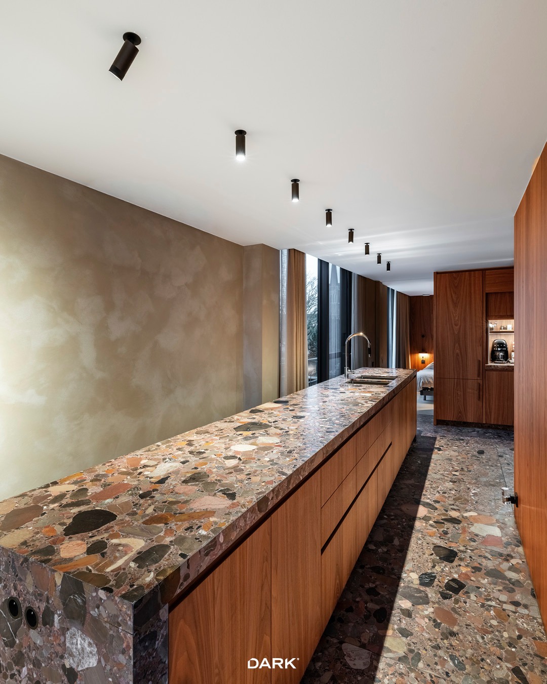 A private residence where light is part of the architecture.
Design by @philipsimoen — with a curated selection of fixtures shaping depth, rhythm, and atmosphere.
· Petu Set 1/50 
· Equalizer Wall 
· Chique Wall 
· Totm Wall

#Lighting #ResidentialDesign #Architecture #Interiors #DesignStudio #NewWork #darkbe #darklighting #interiordesign #design #designverlichting #ikkoopbelgisch #belgischmerk #belgiandesign #interieurdesign #interiordesign #productdesign #designlighting #lighting #verlichting #wealllovethedark