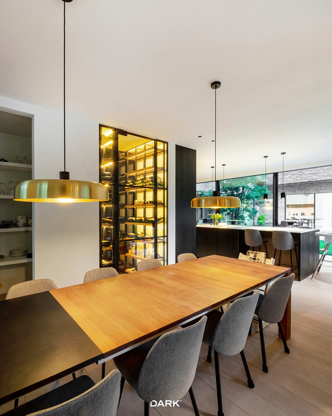 @dark.be GAZTA – A Slice of Light ✨

#darkbe #darklighting #interiordesign #design #designverlichting #ikkoopbelgisch #belgischmerk #belgiandesign #interieurdesign #interiordesign #productdesign #designlighting #lighting #verlichting #wealllovethedark