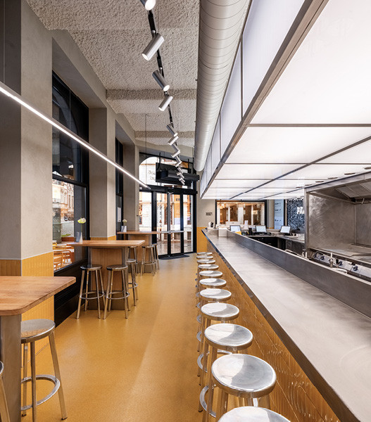 CUSTOM MADE LIGHTBOX3